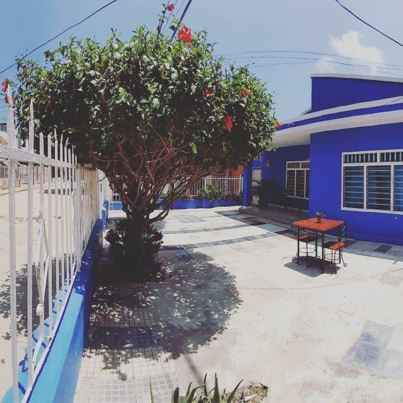 Hostal Aquarium Cartagena Екстериор снимка