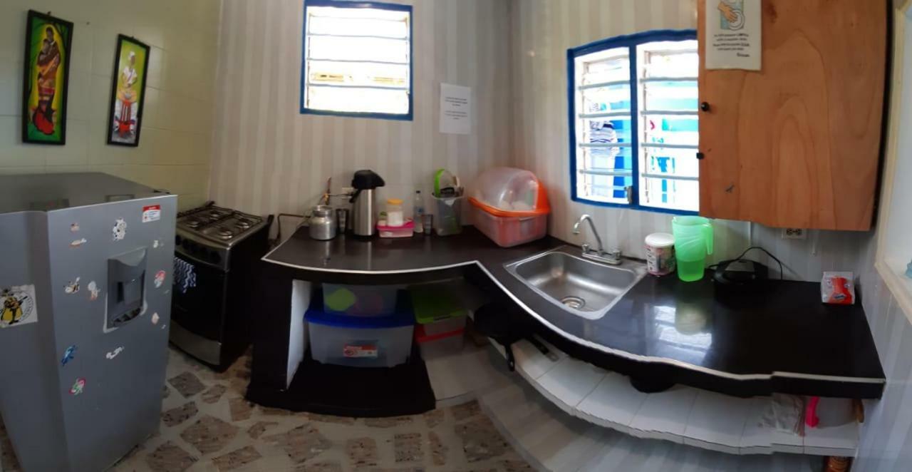 Hostal Aquarium Cartagena Екстериор снимка